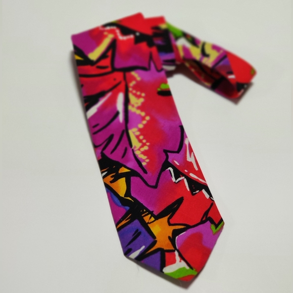 Vertigo Cotton Abstract Geometric Neck Tie - Picture 5 of 6